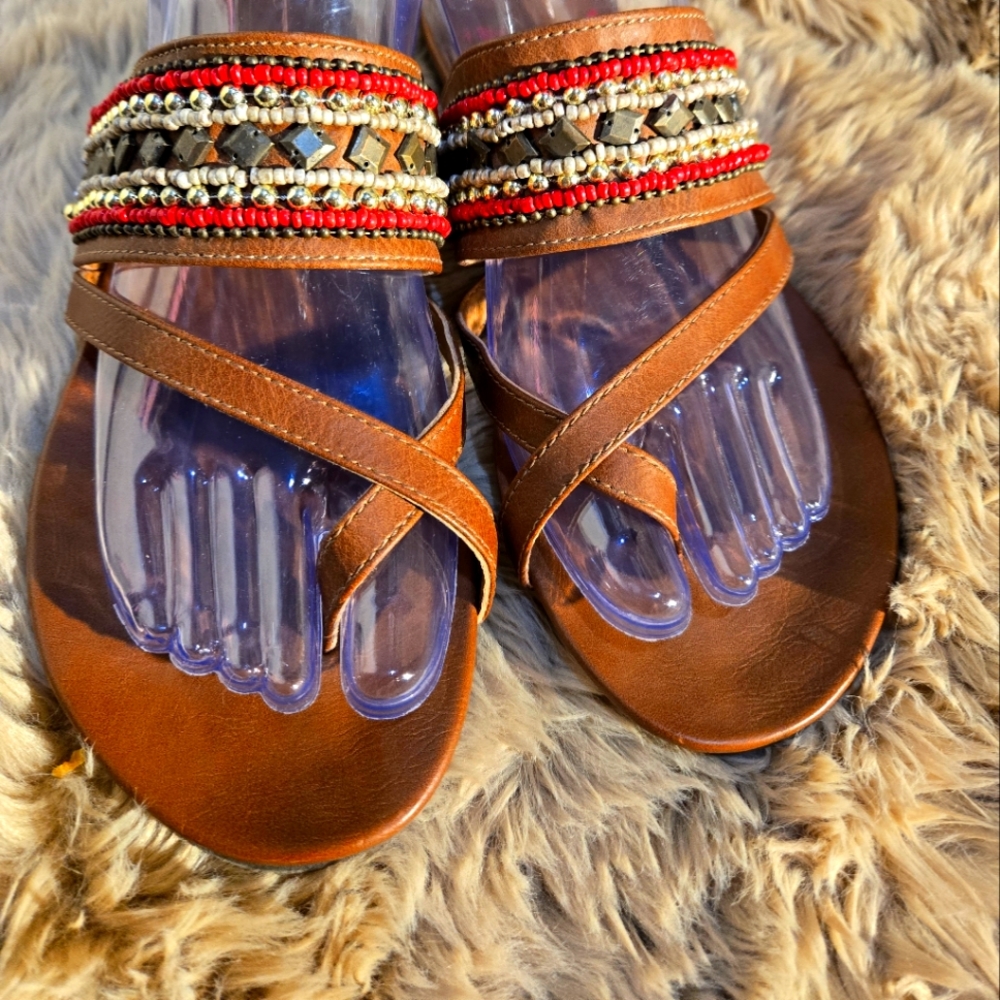 JELLYPOP Sz 7M sandals brown beaded